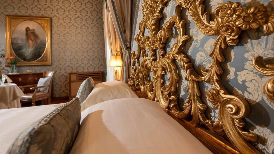 Castello Di Guarene Room