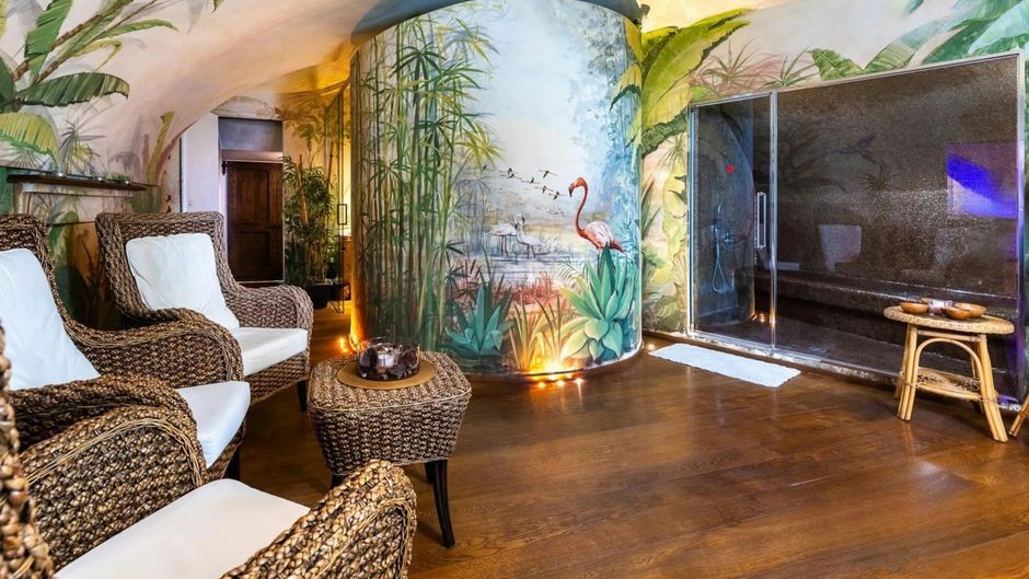 Castello Di Guarene Spa