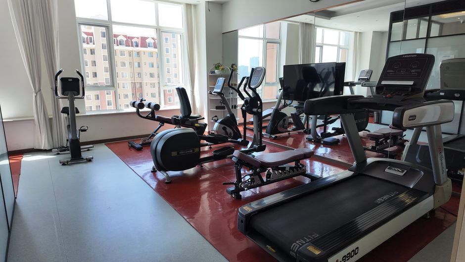Holiday Inn Express Yinchuan Downtown Health Club