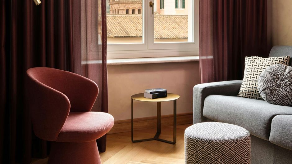 Hotel Urbana, a Tribute Portfolio Hotel Suite