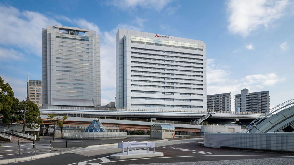 Kobe Marriott Hotel Exterior
