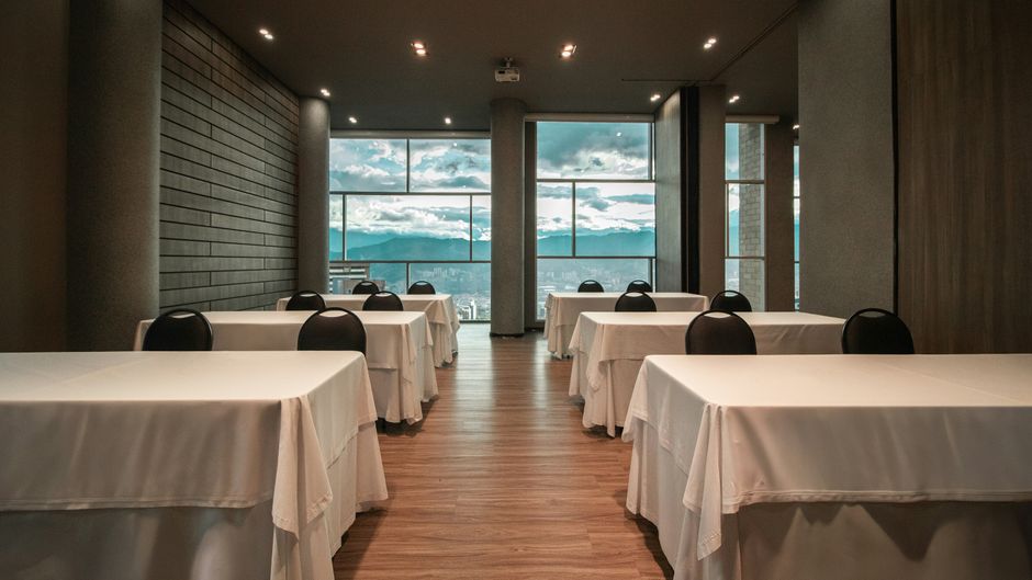 Binn Hotel Meeting