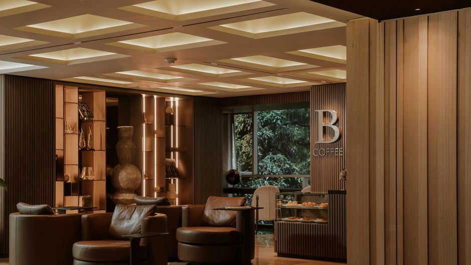 Binn Hotel Lobby