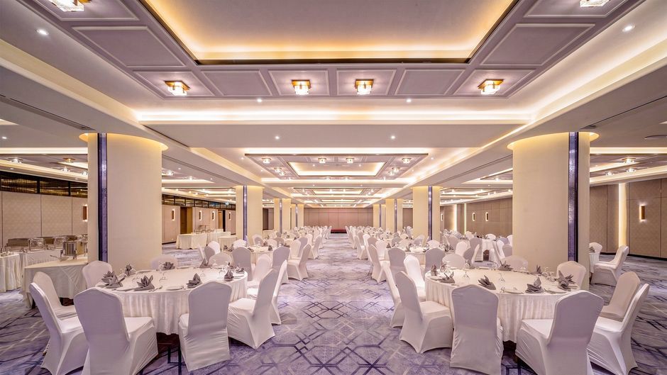 Crowne Plaza Dhaka Airport Ballroom