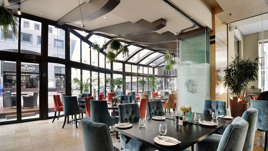 The Michelangelo Towers Restaurant