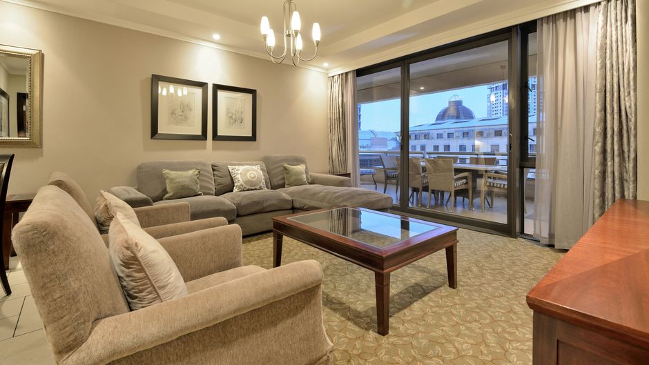 Raphael Penthouse Suites Ballroom
