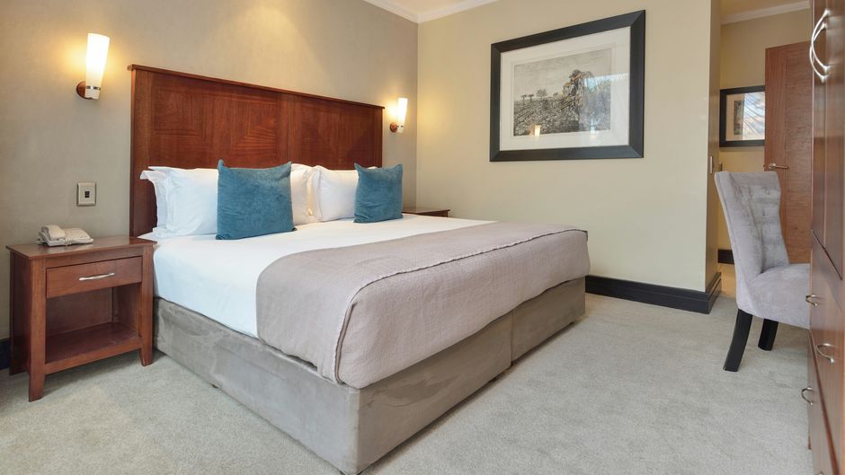 Raphael Penthouse Suites Ballroom