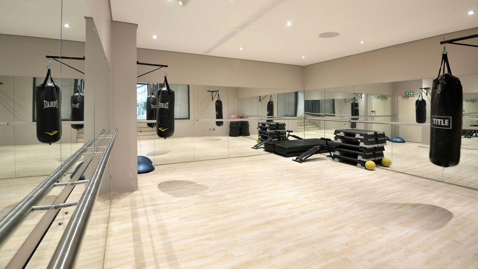 Raphael Penthouse Suites Health Club