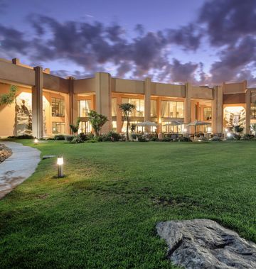 Windhoek Country Club Resort & Casino