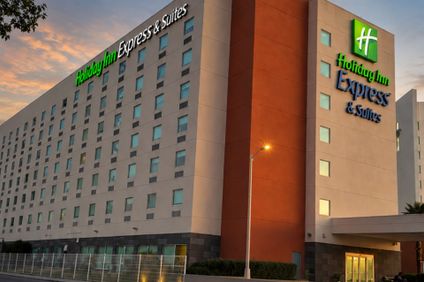Holiday Inn Express & Suites Juarez