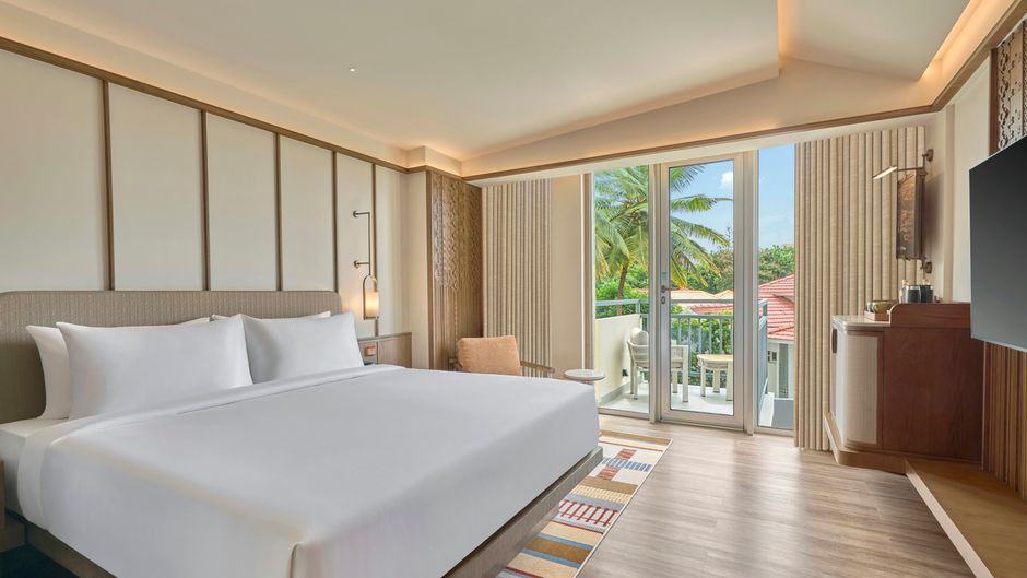 Slohh by Roach Bengaluru Room