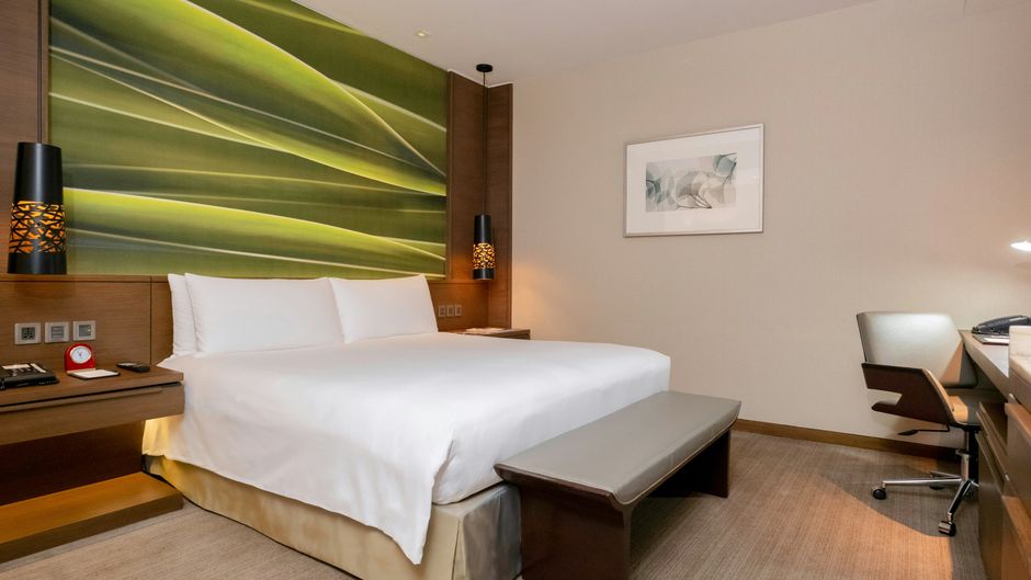 Marco Polo Ortigas, Manila Room