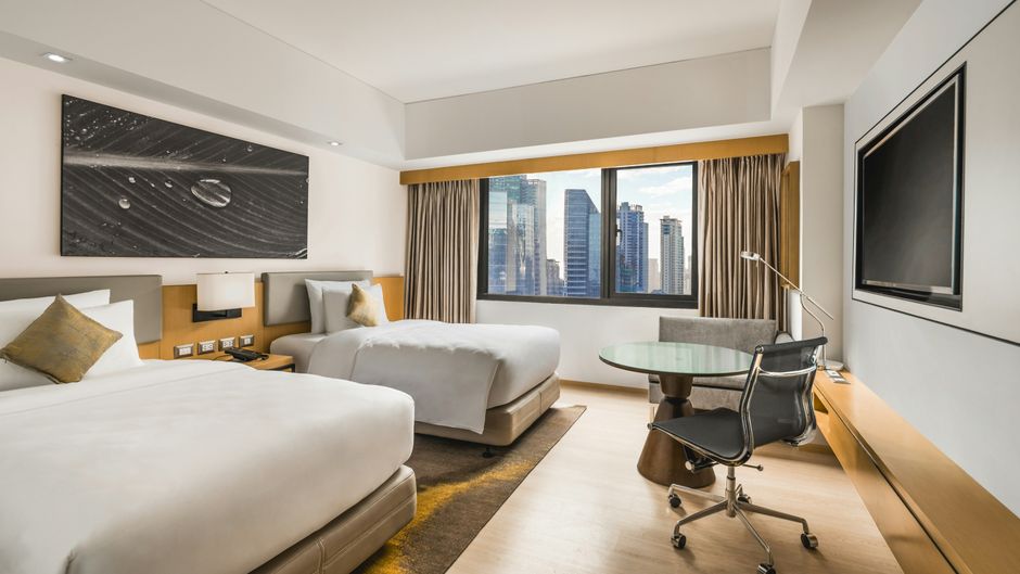 Seda Bonifacio Global City Room