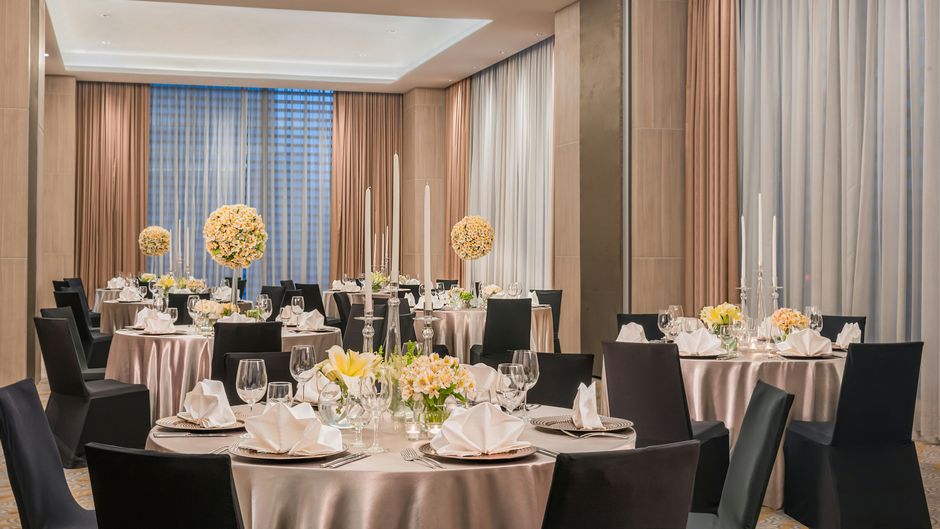 Seda Bonifacio Global City Ballroom