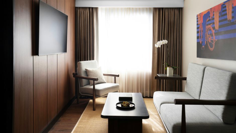 Seda Bonifacio Global City Room
