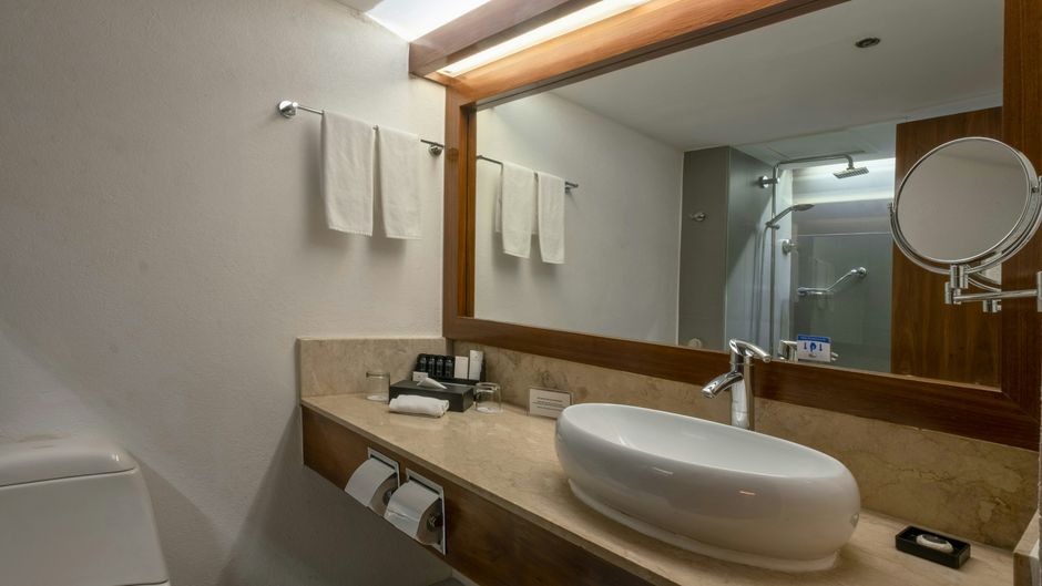 Marco Polo Plaza, Cebu Room