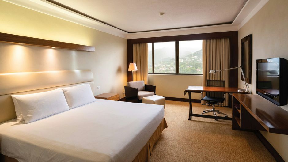 Marco Polo Plaza, Cebu Room