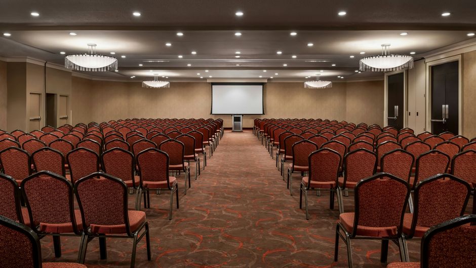 Delta Hotels Sault Ste. Marie Waterfront Meeting