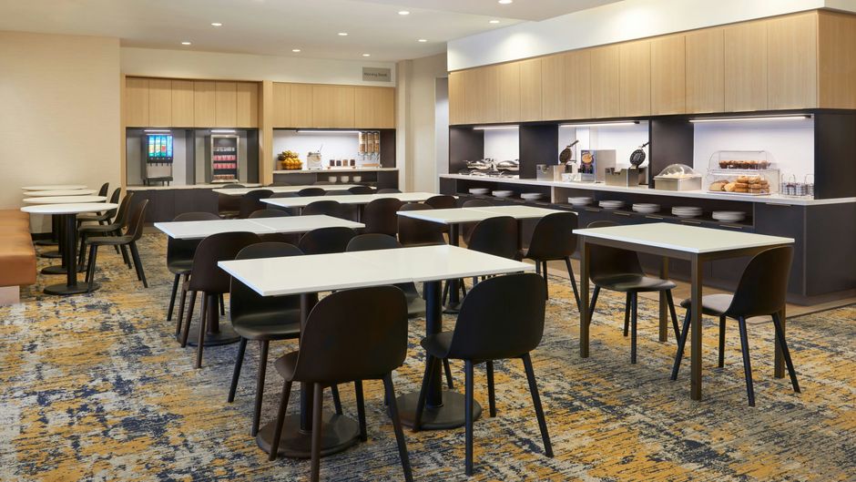TownePlace Suites Thunder Bay Restaurant