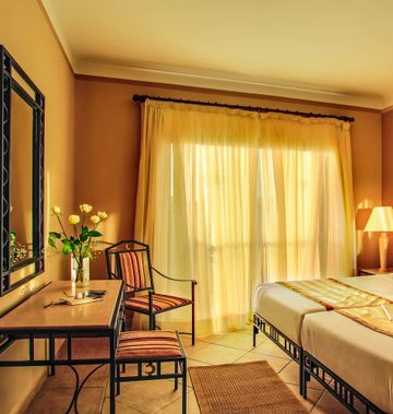 Sol Y Mar Ivory Suites