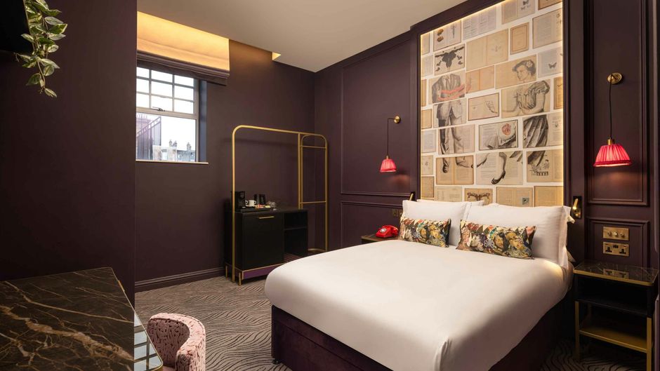 The Kensington Hideaway Room
