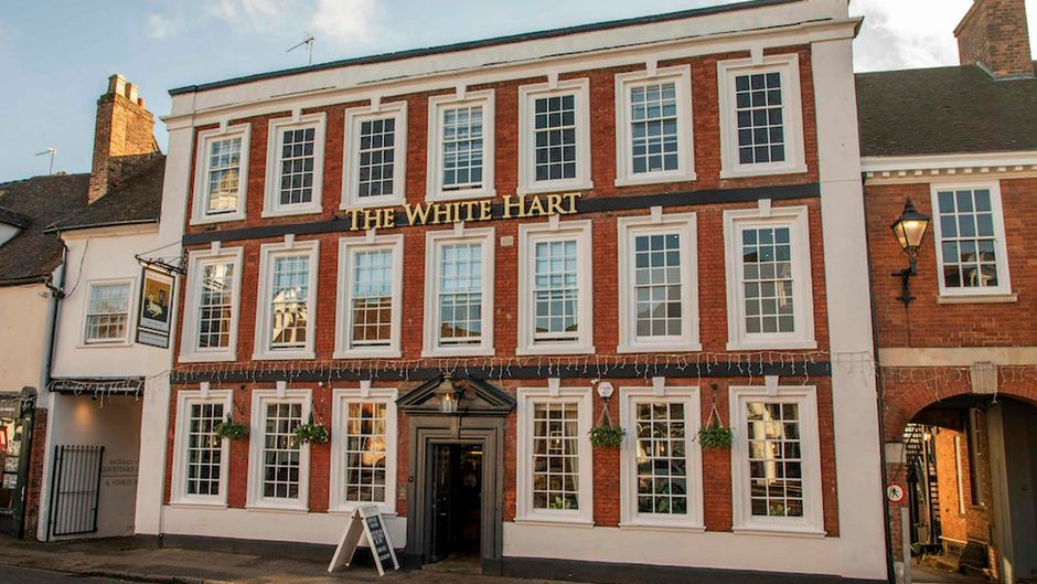 The White Hart Exterior