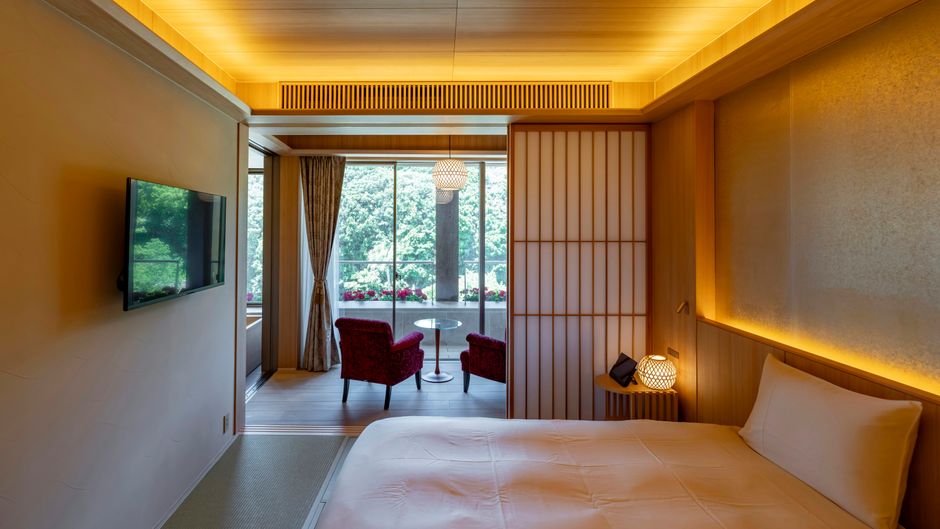 THE PASONA Room
