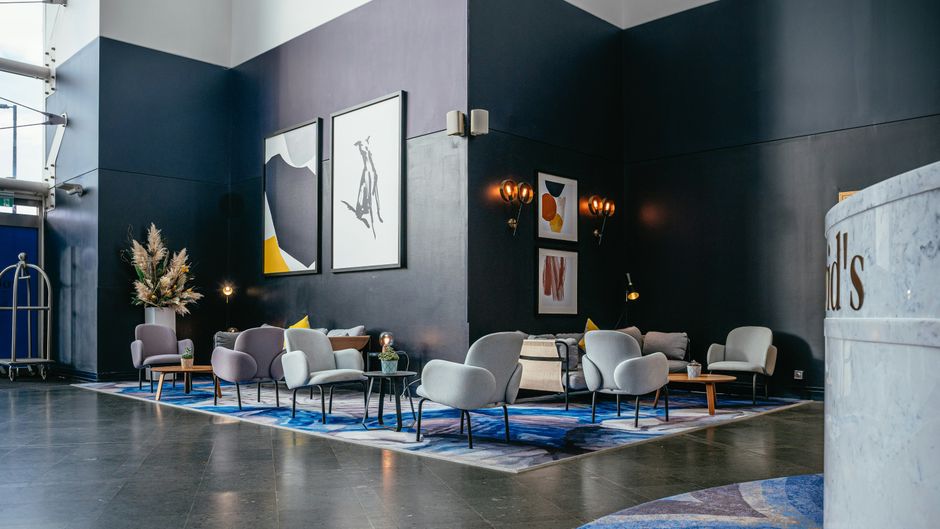 voco St David's Cardiff Lobby