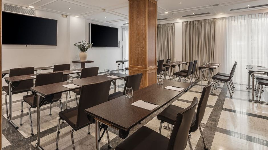 Kydon Hotel Meeting