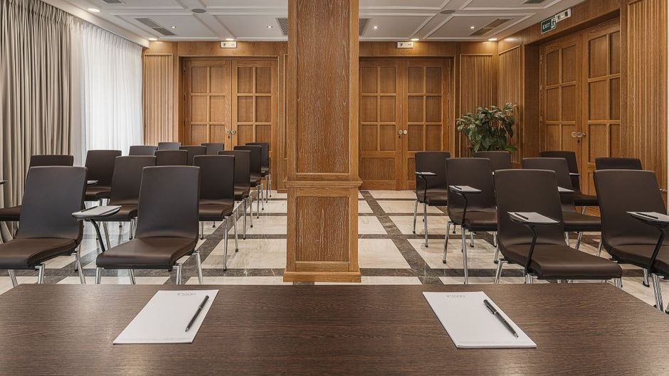 Kydon Hotel Meeting