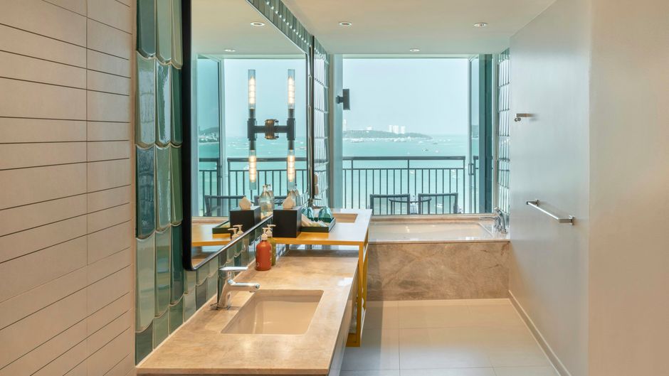 Holiday Inn Pattaya Room