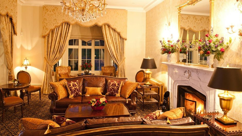 Trump MacLeod House & Lodge Lobby