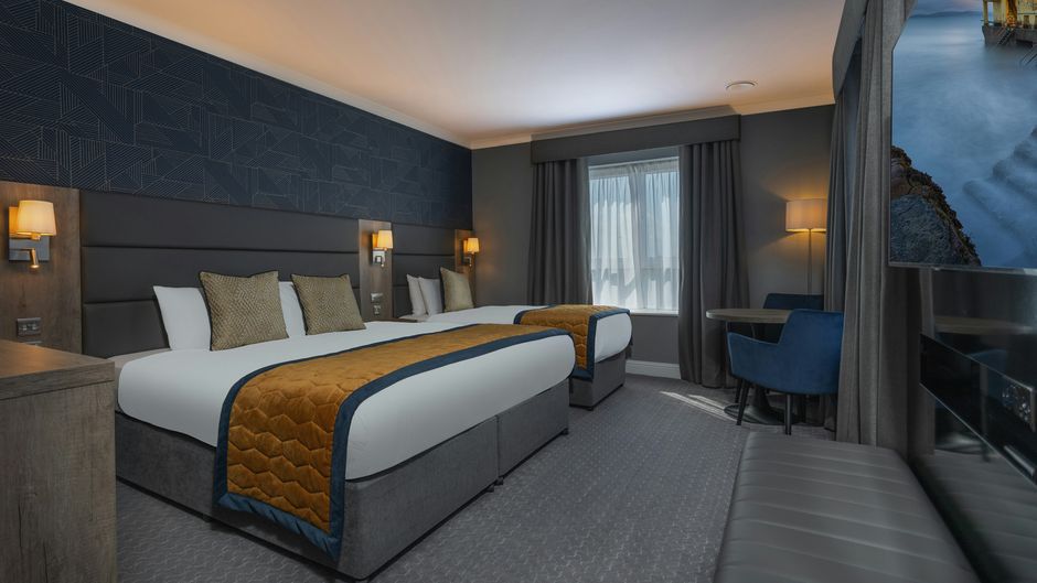 Clybaun Hotel Room