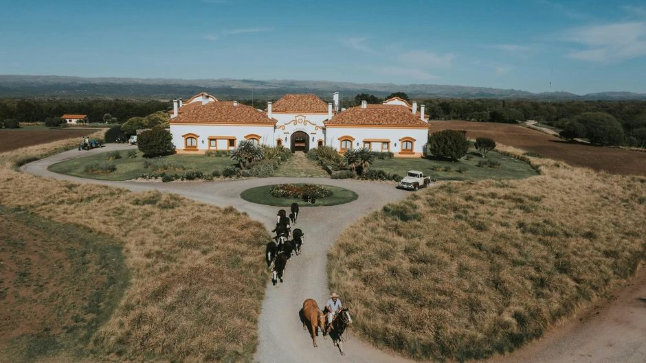 Estancia El Colibri Exterior