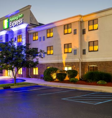 Holiday Inn Express & Suites Rolla