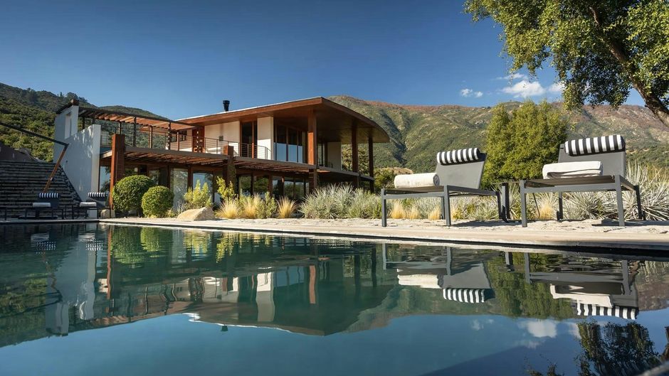 Lapostolle Residence Pool