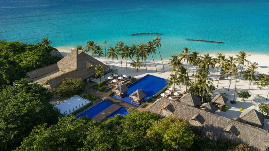 Emerald Maldives Resort & Spa Pool