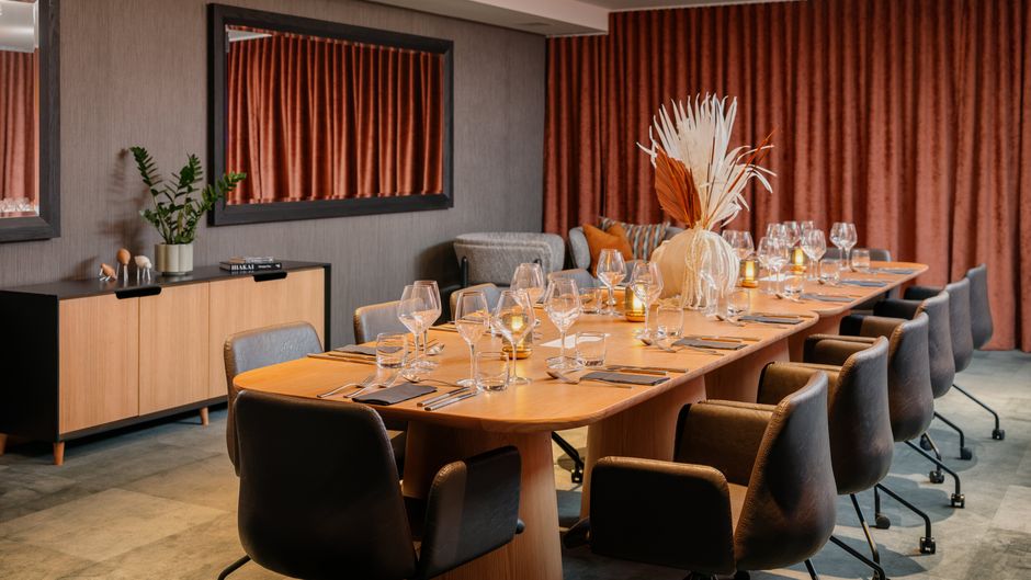 Holiday Inn Express & Suites Queenstown Ballroom