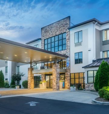 Holiday Inn Express & Suites Fort Payne
