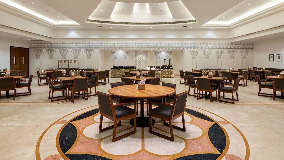 Hotel Greenpark Chennai Restaurant