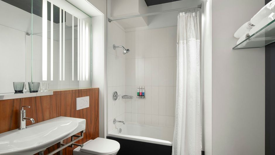 ALT Hotel Quartier DIX30 Room
