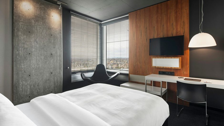ALT Hotel Quartier DIX30 Room