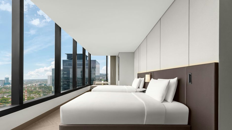 AC Hotel Manila Suite