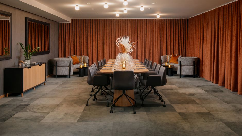 Holiday Inn Express & Suites Queenstown Ballroom