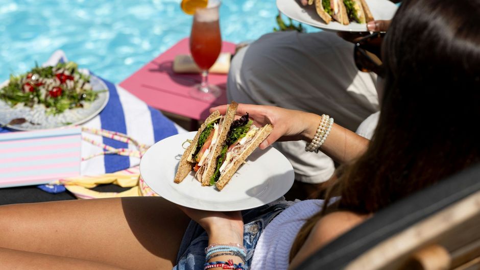 Moxy Sophia Antipolis Pool