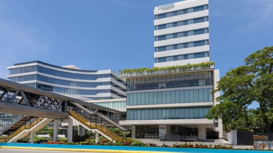 Fairfield Marriott Cebu Mactan Exterior