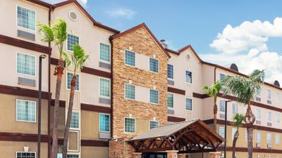 Staybridge Suites