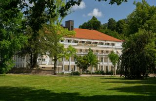 Badischer Hof Leonardo Limited
