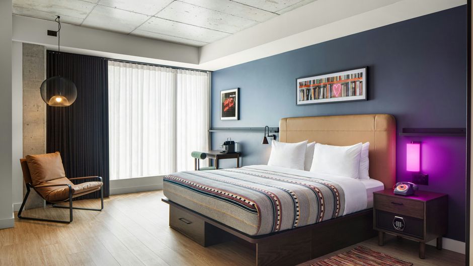 Moxy Ottawa Downtown Room
