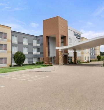Fairfield Inn & Suites Madison West